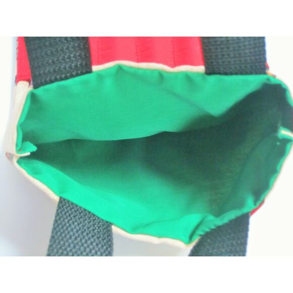 Train mini crayon bag, party favor bag, activity bag - Picture 3 of 4